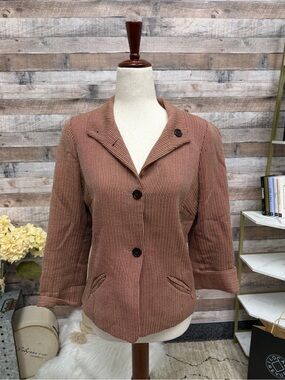 Zenobia red striped blazer w/ 3/4 sleeve  6